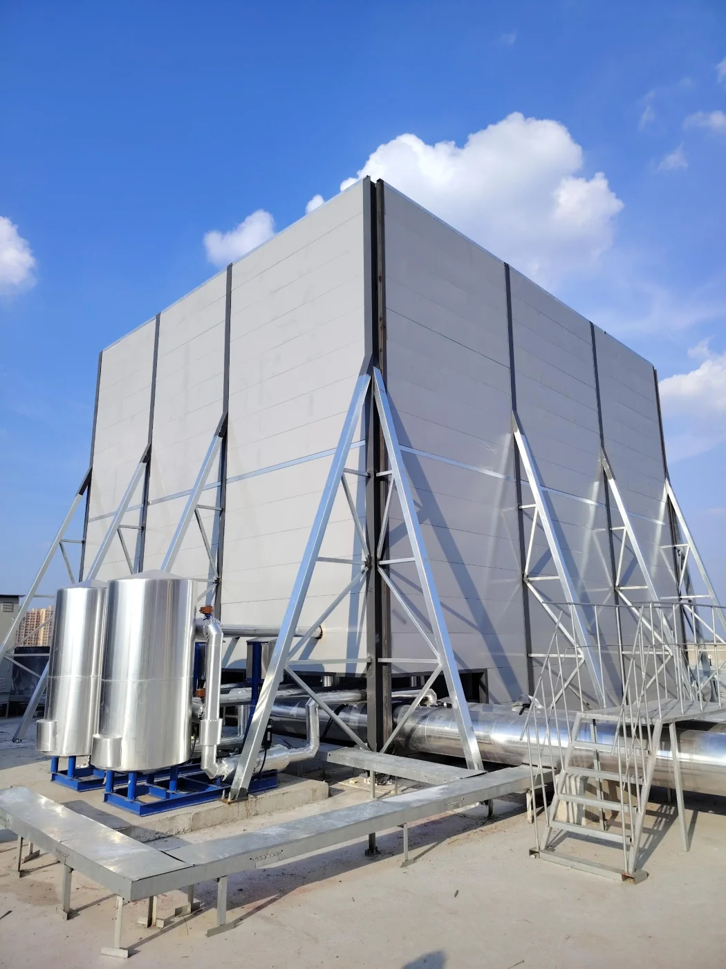 Sixth-Floor Rooftop Cooling Tower and Fan Noise Control